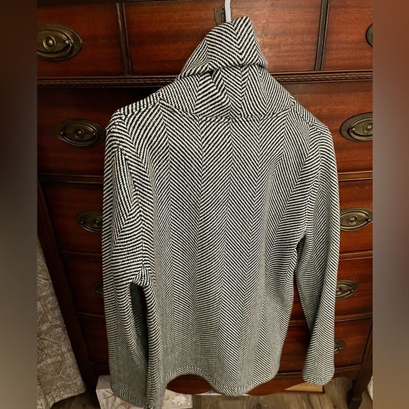 J. Crew Women’s Black and White Herringbone Turtleneck Sweater - Medium - Picture 2 of 4